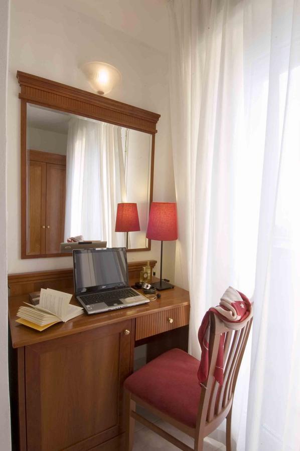 Hotel Alsen 里米尼 外观 照片
